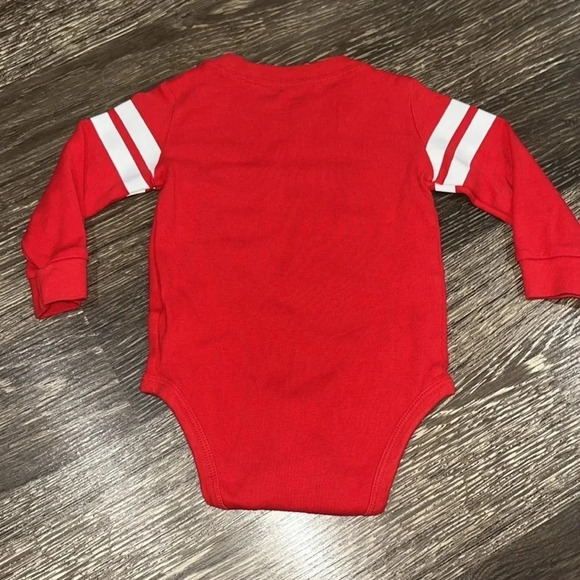 🏈 ✌️ 12 month Football Onesies! 🏈 - Picture 3 of 6